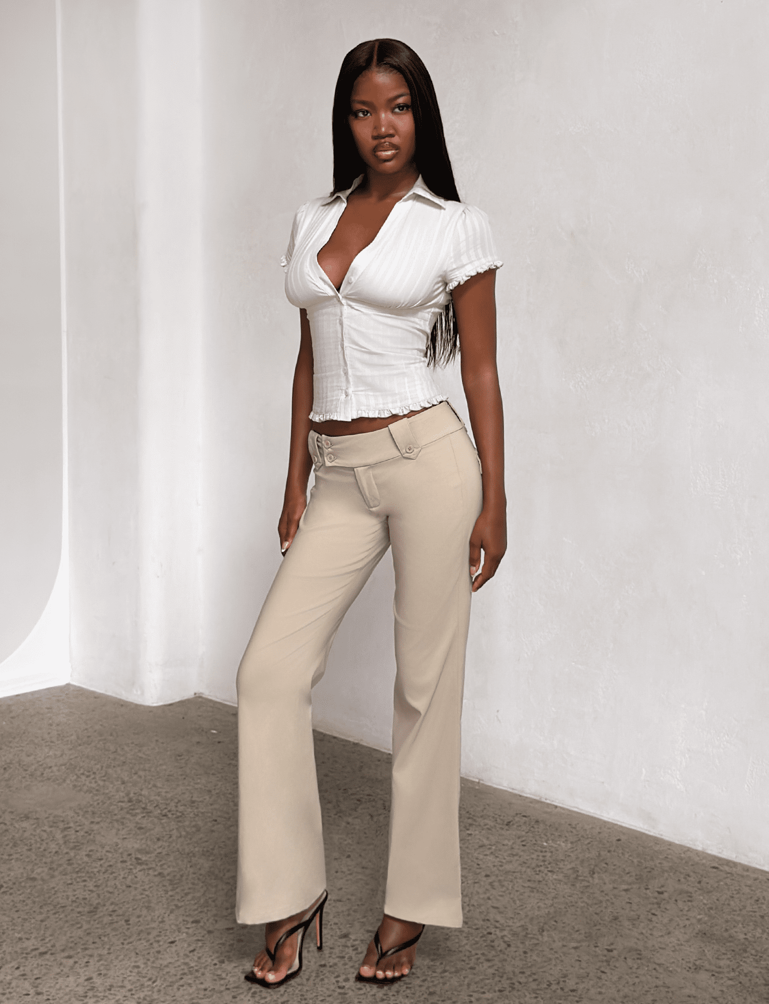 TM113228_KITTIEPANT_SAND_6_cec63b63-8d14-4091-a9ec-1f53b061ea24.png