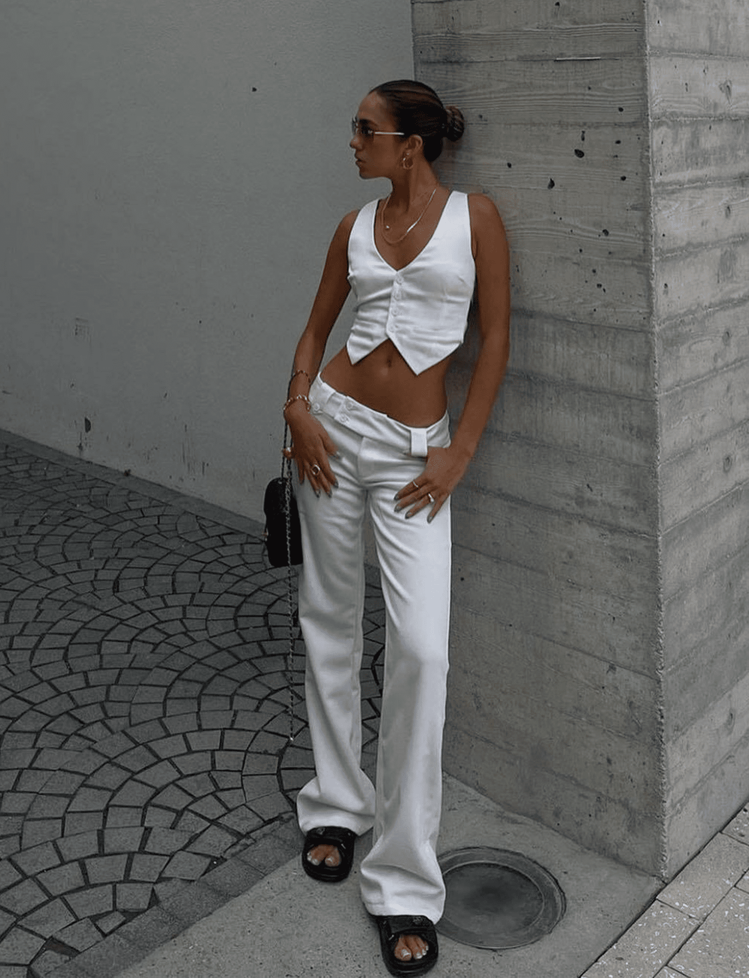 TM11328-0-WHITE-KITTIETWILLPANT-CREAM3.png