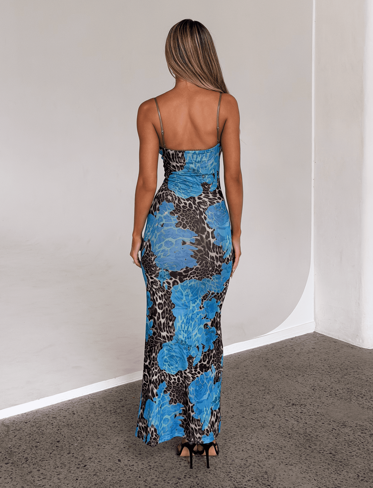 TM13362_JULIANNADRESS_BLUELEOPARD_6.png