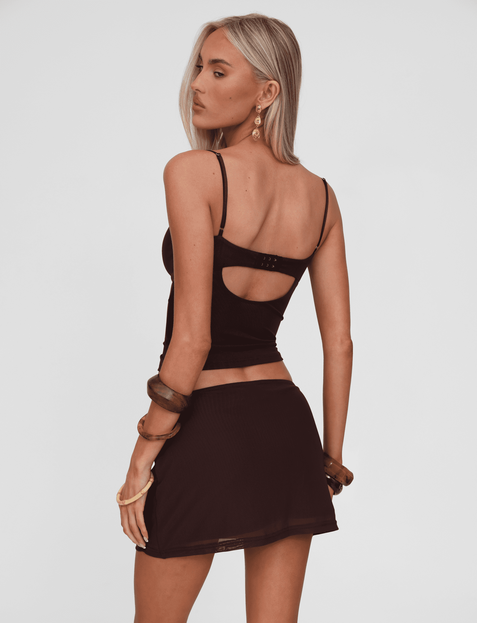 TM16942-TM16943-OCTAVIA_TOP___SKIRT_CHOCOLATE-_8of8.png