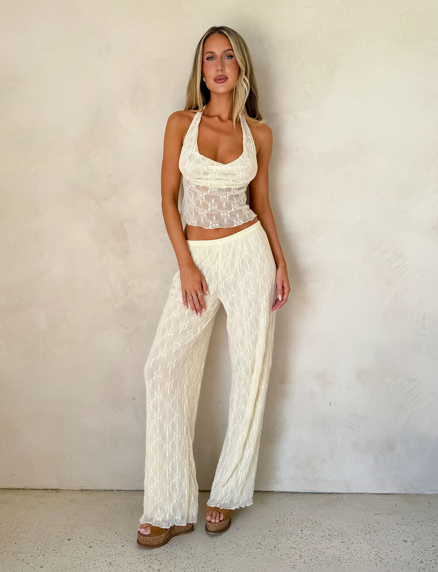 TM17610_KATERINA_TOP_CREAMLACE_10_b815c2fd-4463-4171-ae0b-302c0715abf2.png