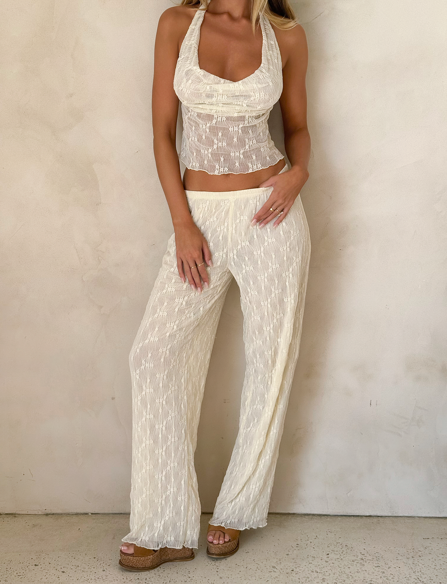 TM17610_KATERINA_TOP_CREAMLACE_11_37a23301-cb7f-4b5a-8cda-eb0ca9f95a29.png