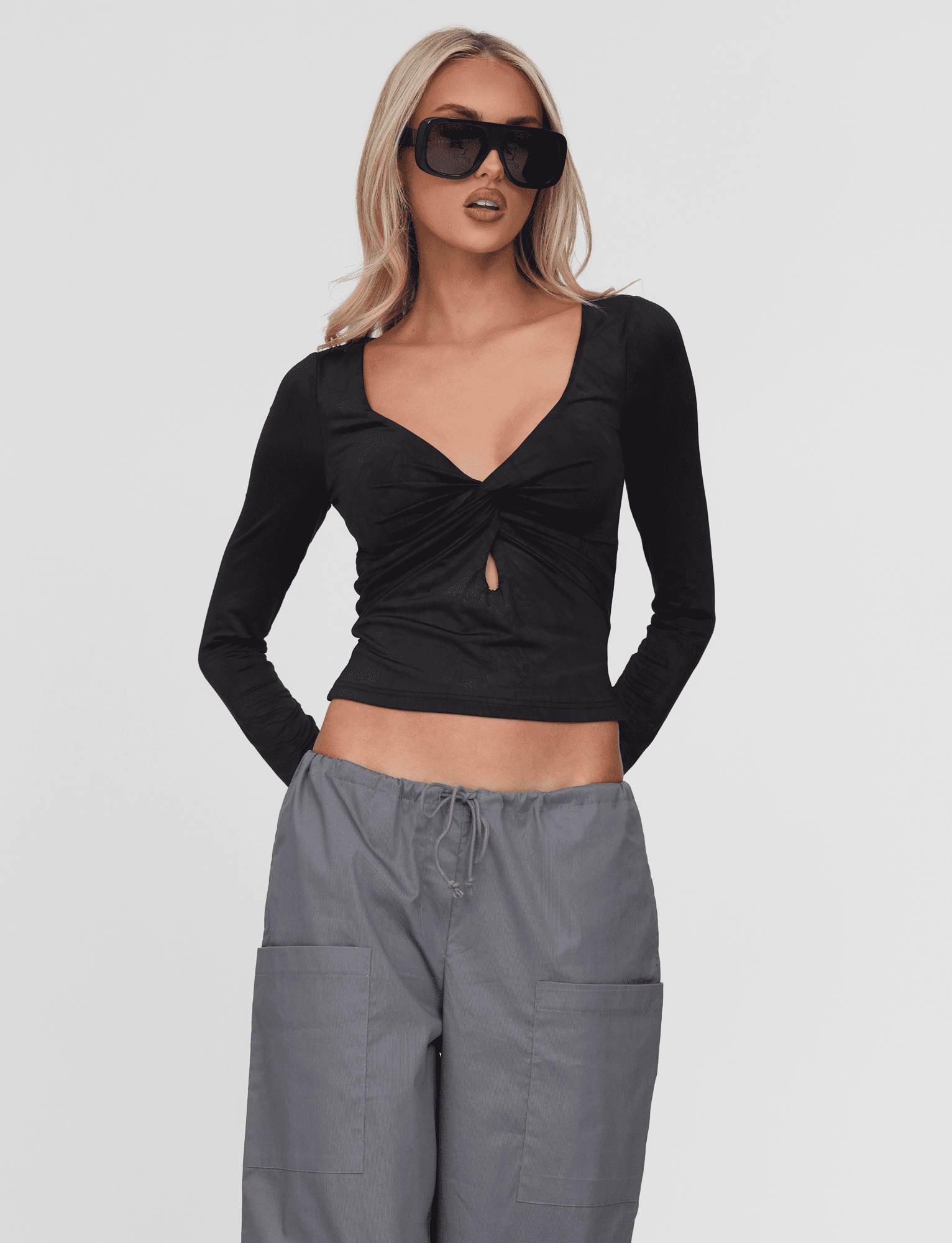 TM17612_SAFFIRA_LS_TOP_BLACK-_4of8.png