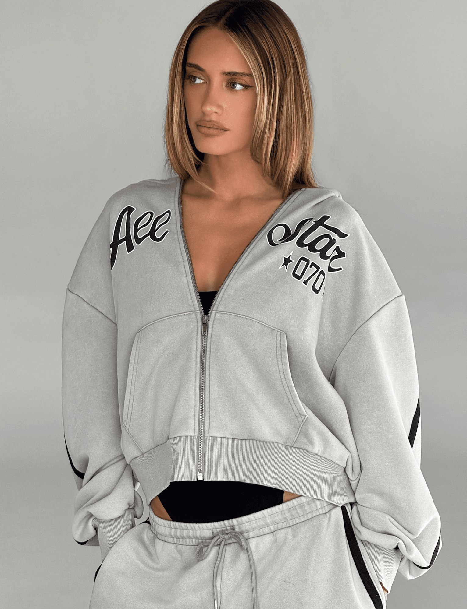 TM17875_PAYTON_HOODIE_STONE__4.png