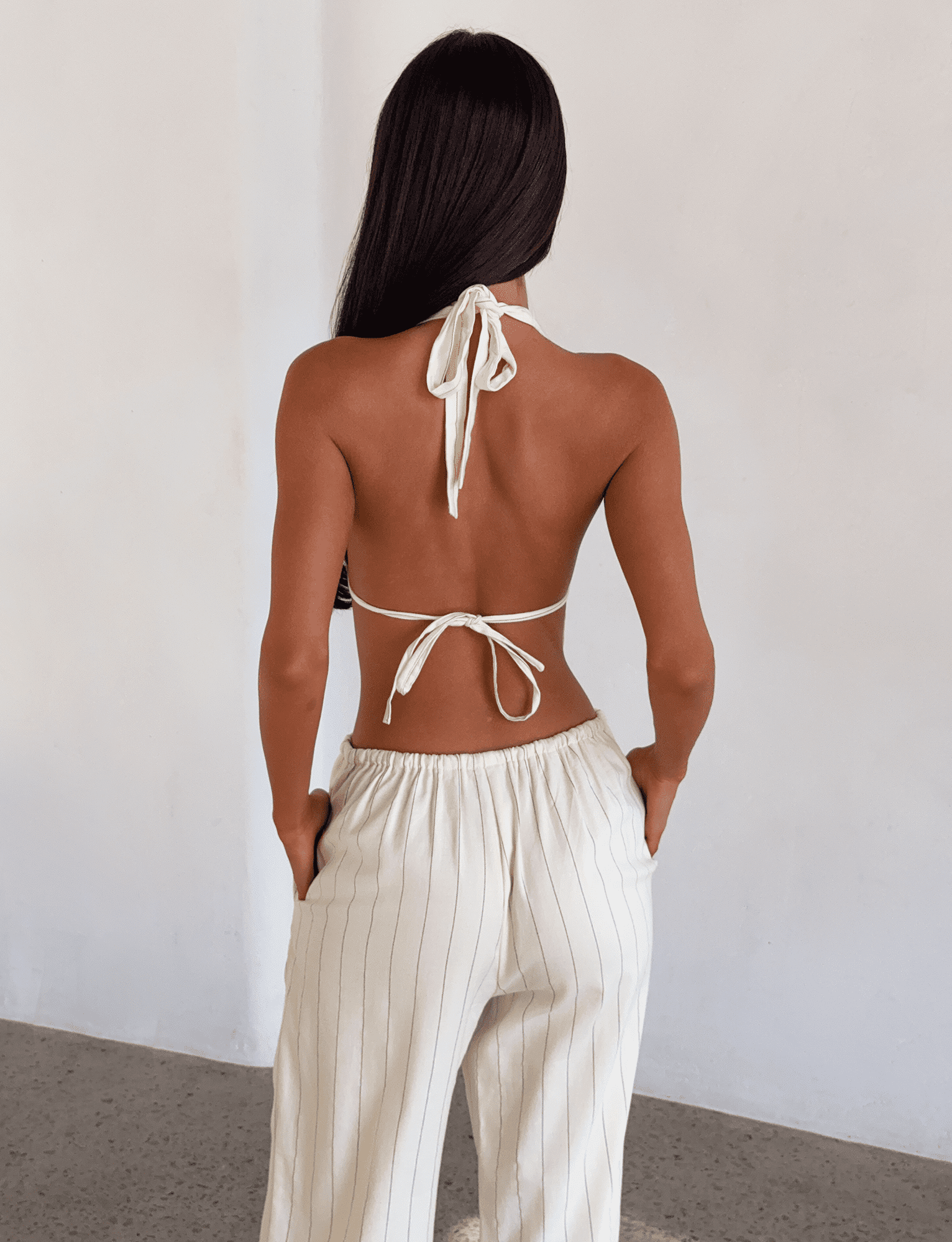 TM18127_LAINEYTOP_WHITEPINSTRIPE_11.png