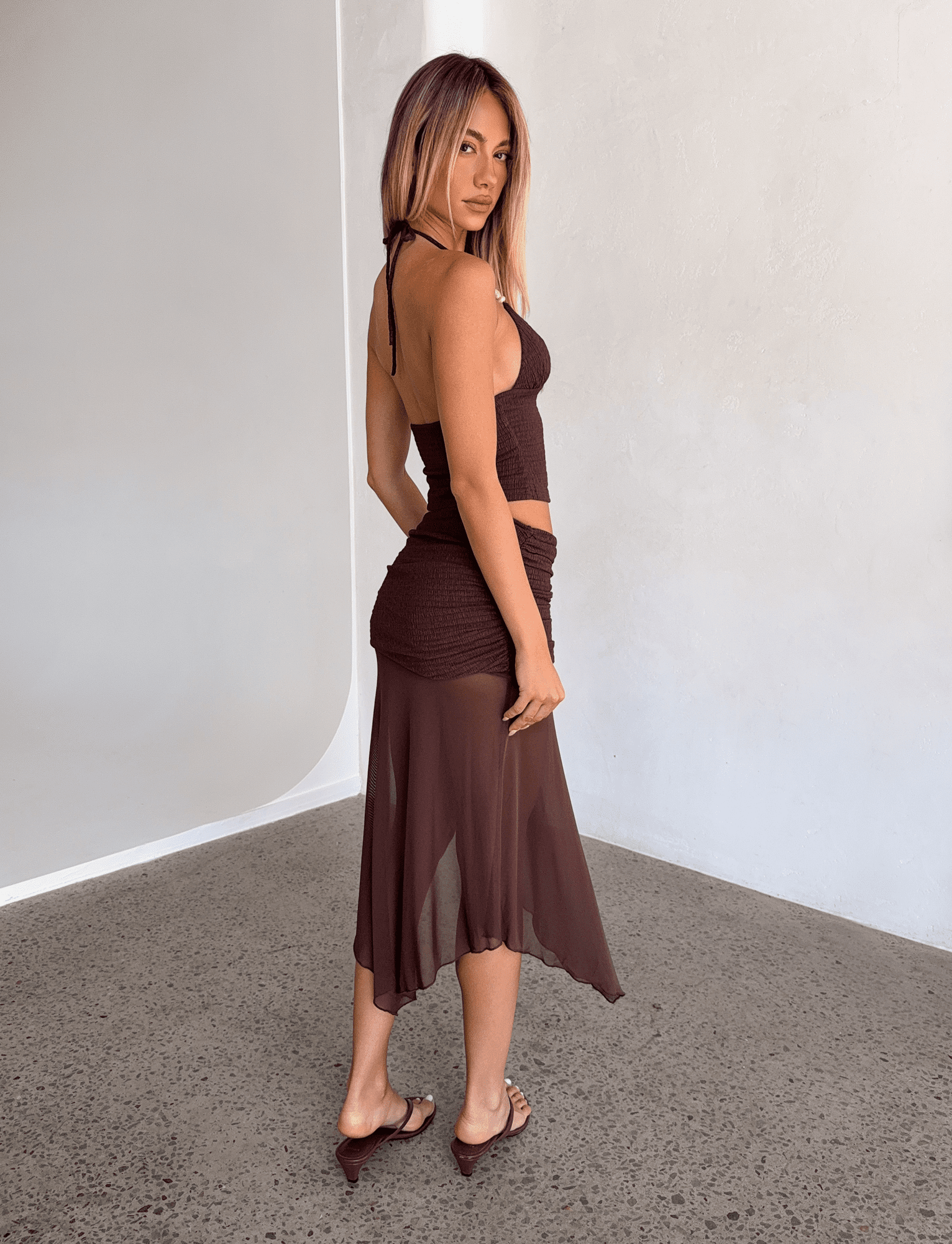 TM18168_ZINNIA_MIDISKIRT_CHOCOLATE_5.png