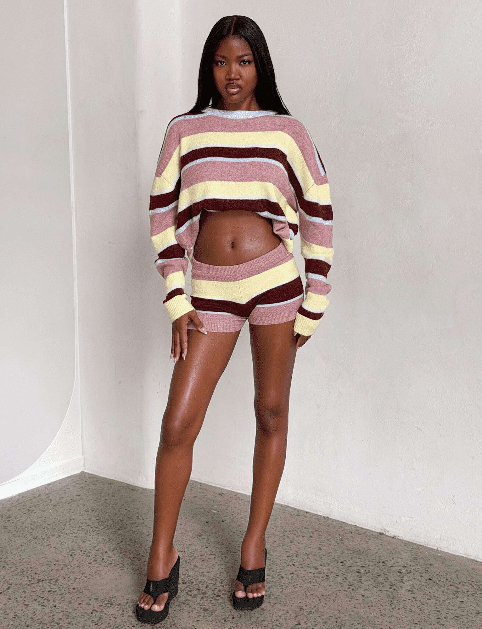 TM18607_KOASWEATER_TANSTRIPE_10.png