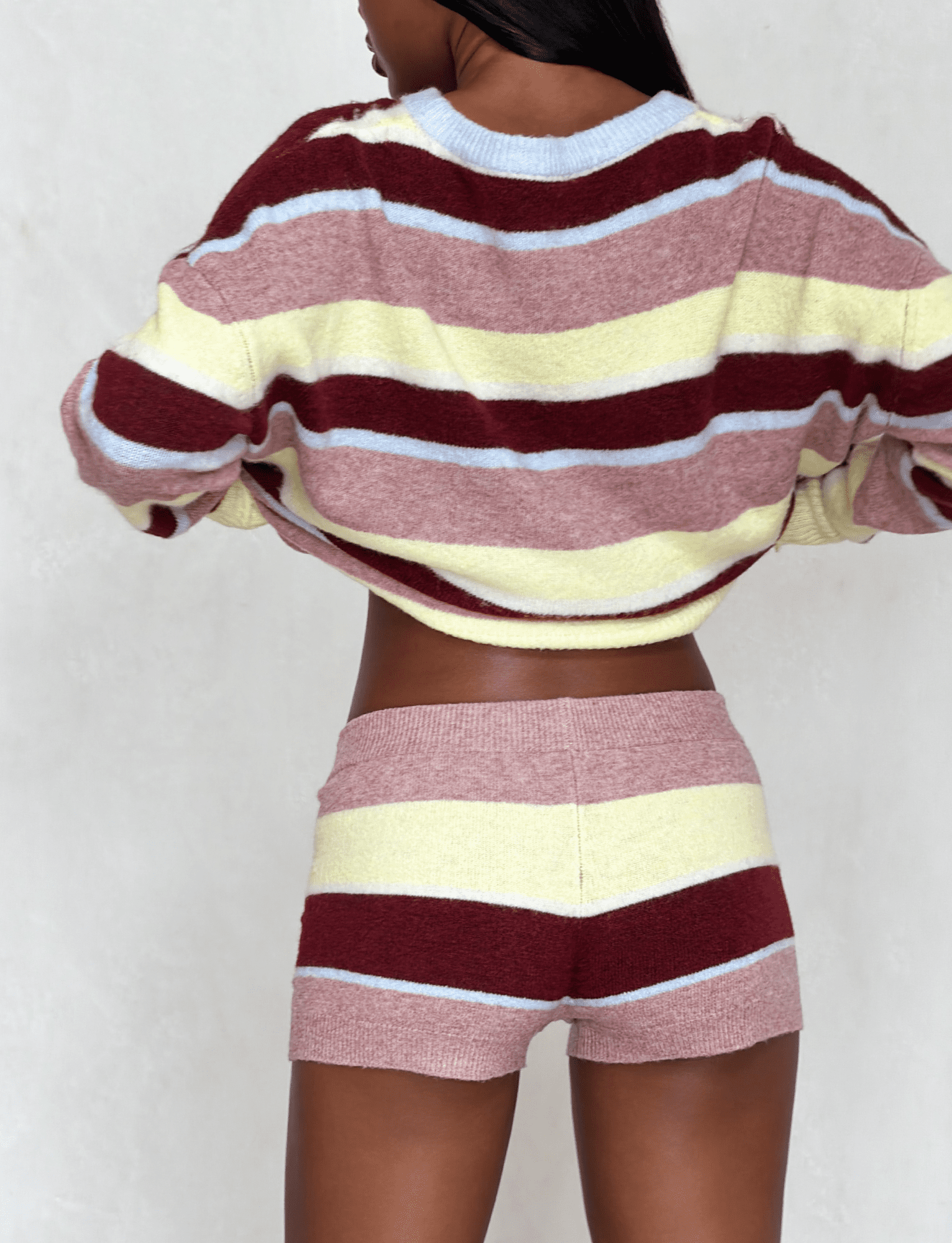 TM18607_KOASWEATER_TANSTRIPE_7_7bcc33de-fa61-4b5c-bd11-9944e793f983.png