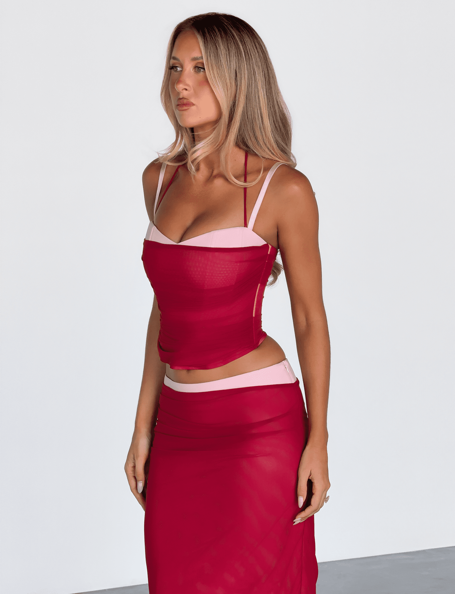 TM18795_CALINERUCHEDCORSET_RED_2_207e92fa-ec5c-440b-a0e0-cb72d74305bb.png