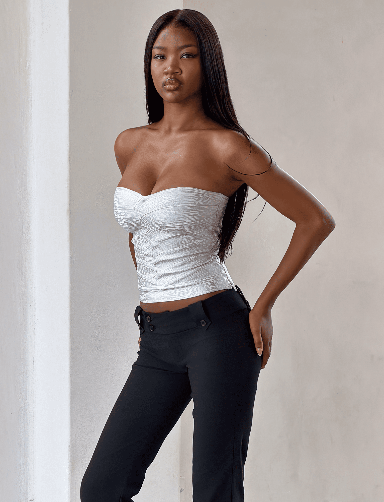 TM18815_NIYAMETALLIC_BANDAGETOP_LIQUIDSILVER_2.png