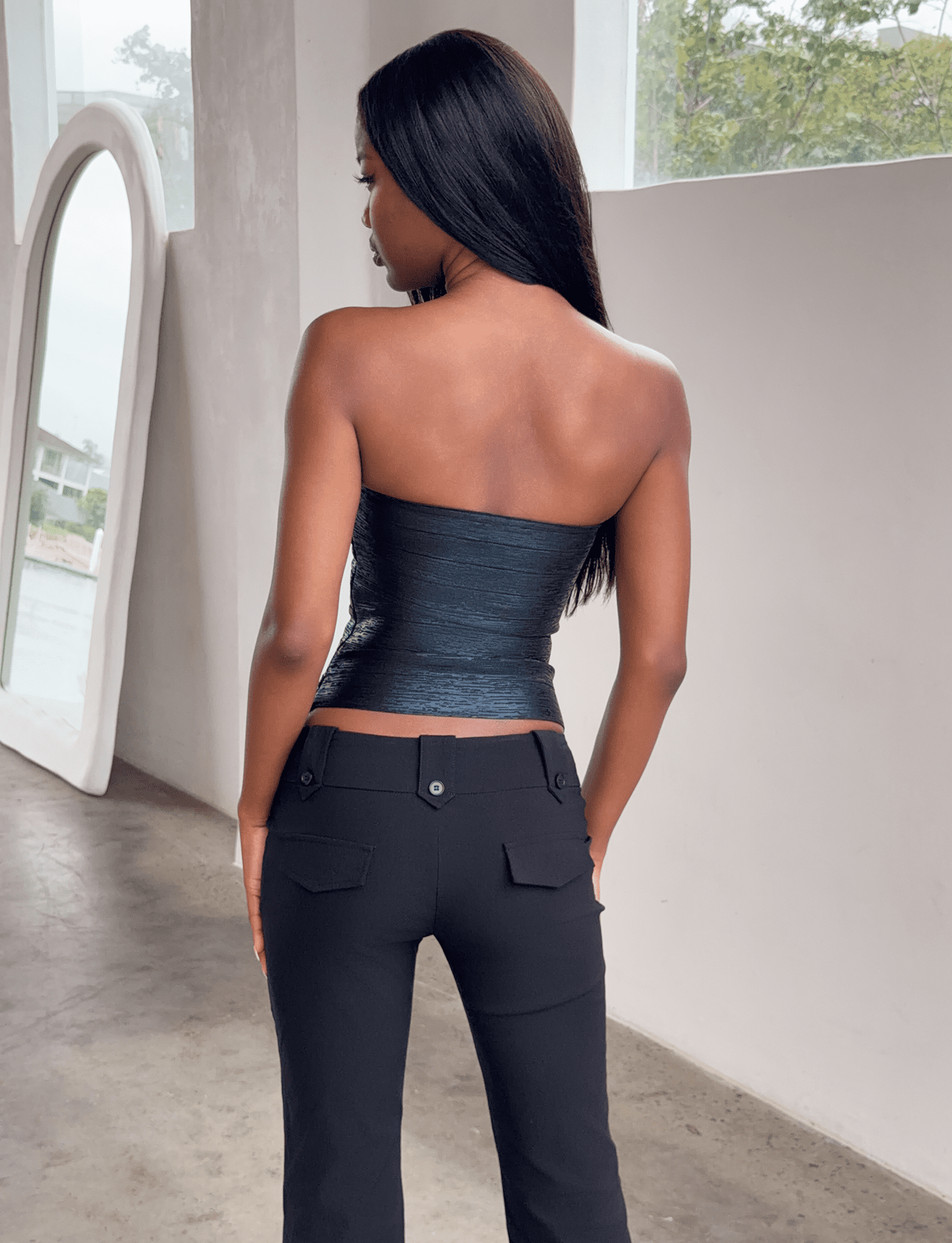 TM18879_NIYAMETALLIC_BANDAGETOP_BLACK_6.png