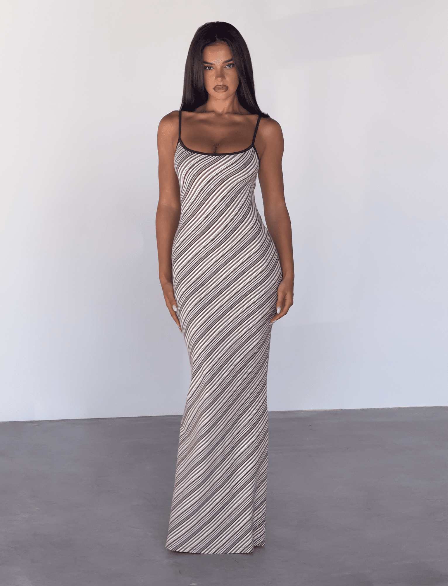 TMDW6364_SLOANEMAXIDRESS_STRIPE_7.png