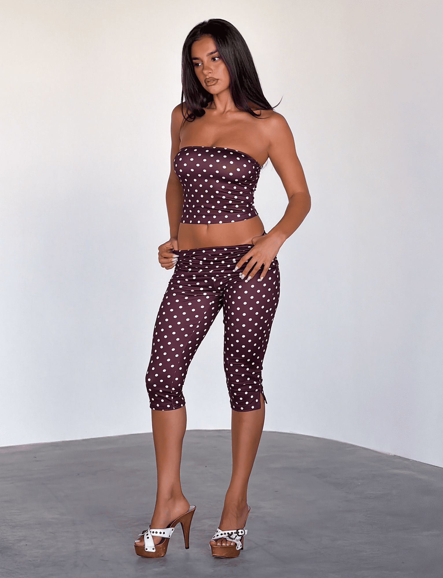 TMTP4943_VALIPOLKADOT_CHOC_5.png